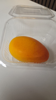 Mango fruitdessert